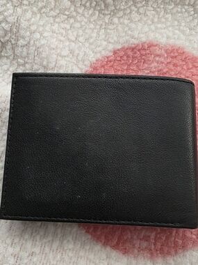 New Samsonite Black Leather Men's Bi-Fold Wallet